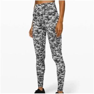 Lululemon Wunder Under High Rise Tight 28" Black & White Size 8 LW5CIAS